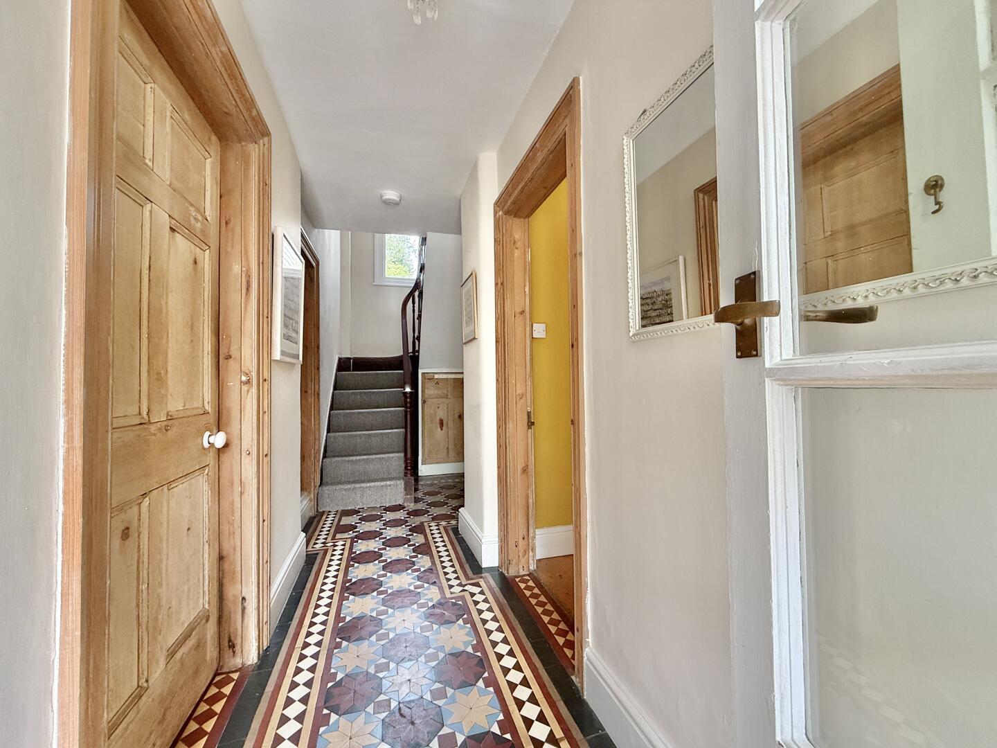 Trennick Row, Truro